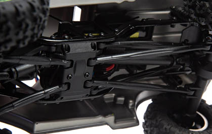 3-LINK FRONT/4-LINK REAR SUSPENSION